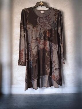 Women's Long Sleeve Paisley Print Dress in Grey